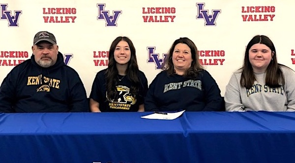 Ryle Sensabaugh (second from left) is pictured with her father Scott, mother Rachel and sister Mylee. (Photo courtesy of Licking Valley Athletics)